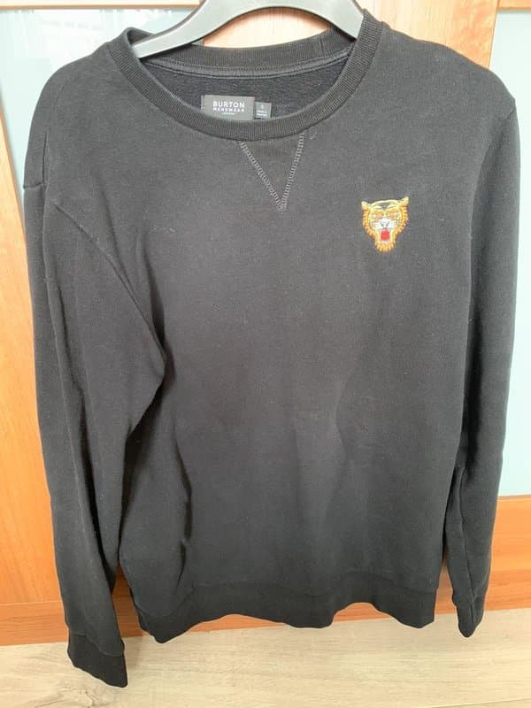 Burton Menswear London Men’s burton menswear black jumper. Size small. Make: burton menswear
