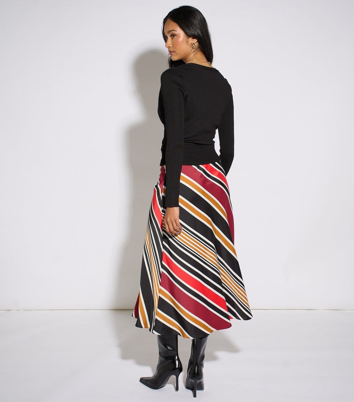 Gini London Women's Black Diagonal Stripe Satin Bias Cut Skirt Gini London New Look - 4