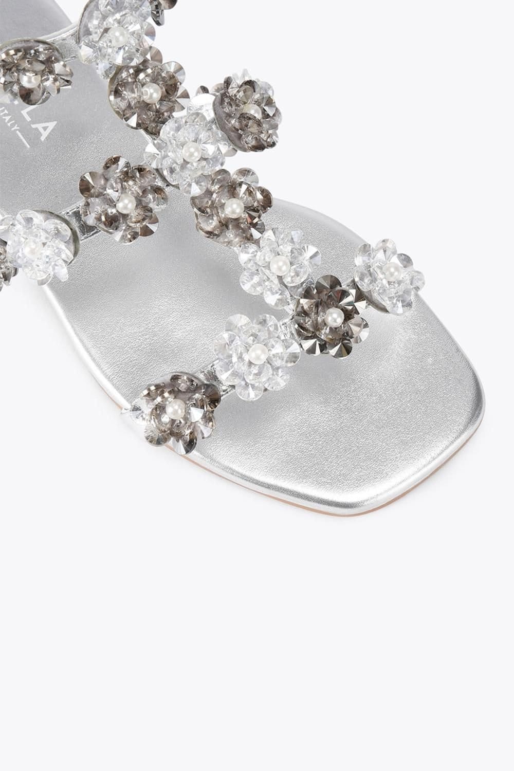 Carvela Carvela Women's 'Organza Sandal' Leather Sandals in Silver - 4