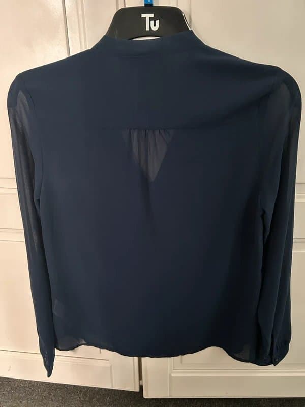 New Look Ladies Navy blue chiffon style top/blouse with tie neck size 10 from New Look