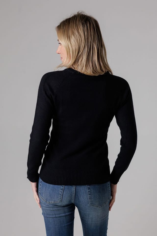 French Connection French Connection Women's Cosy Soft Touch Crew Neck Raglan Jumper in Black - 2