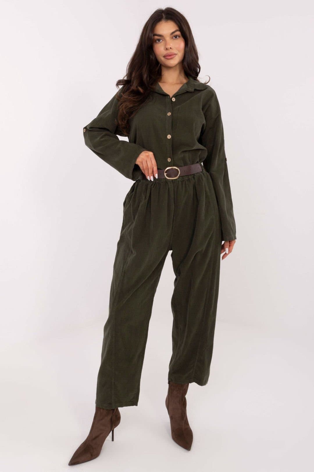 Love Lace Love Lace Women's Soft Corduroy High Waist Wide Leg Trousers in Green