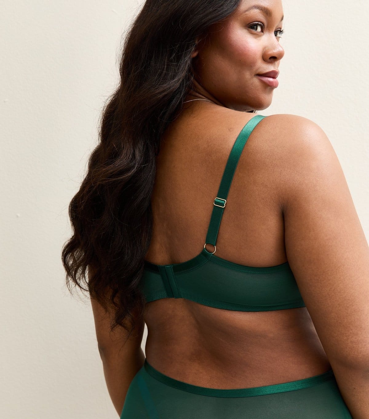 New Look Women's Plus Size Dark Green Eyelash Lace Satin Padded Bra Curves New Look - 4