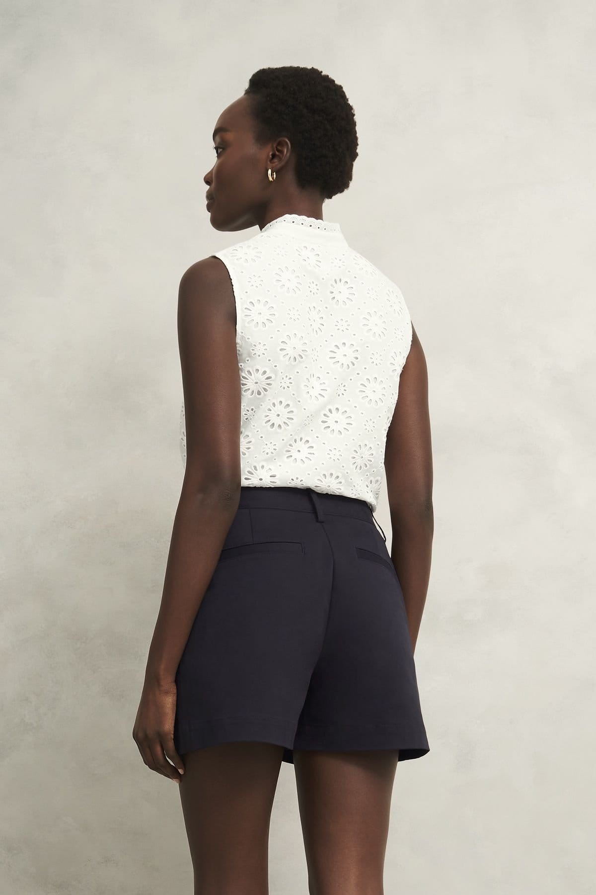 Hobbs London Hobbs London Women's Reena Shorts in Dark Navy - 4