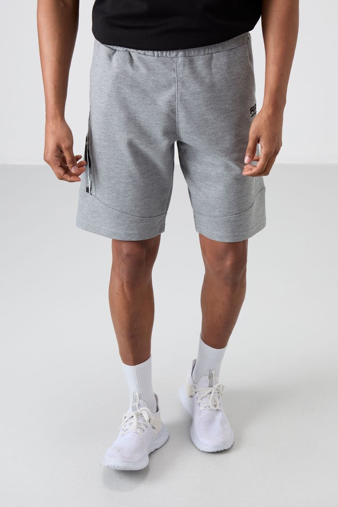 Tommy Life Tommy Life Men's Pull-on Sweat Shorts in Light Grey