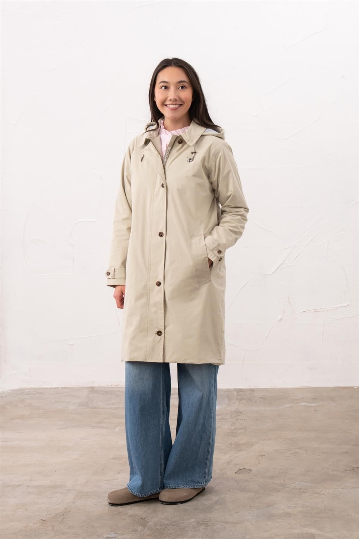 Lighthouse Clothing Lighthouse Clothing Women's Hallie Coat in Beige - 4