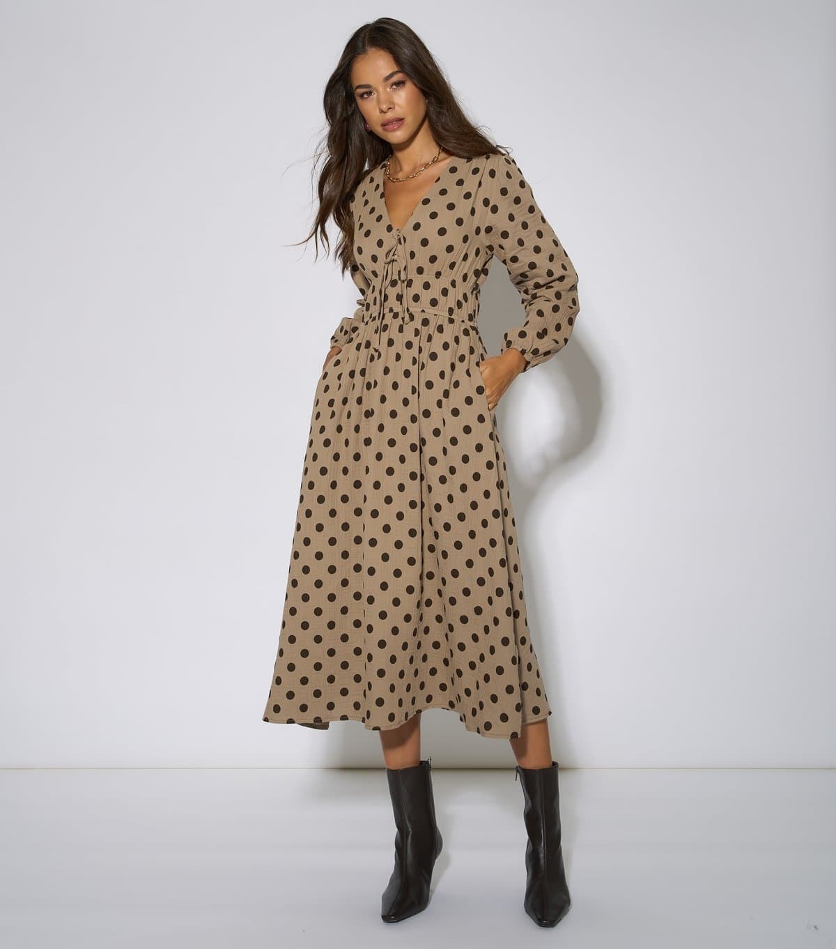 Gini London Women's Oatmeal Spot Print Skater Midi Dress Gini London New Look