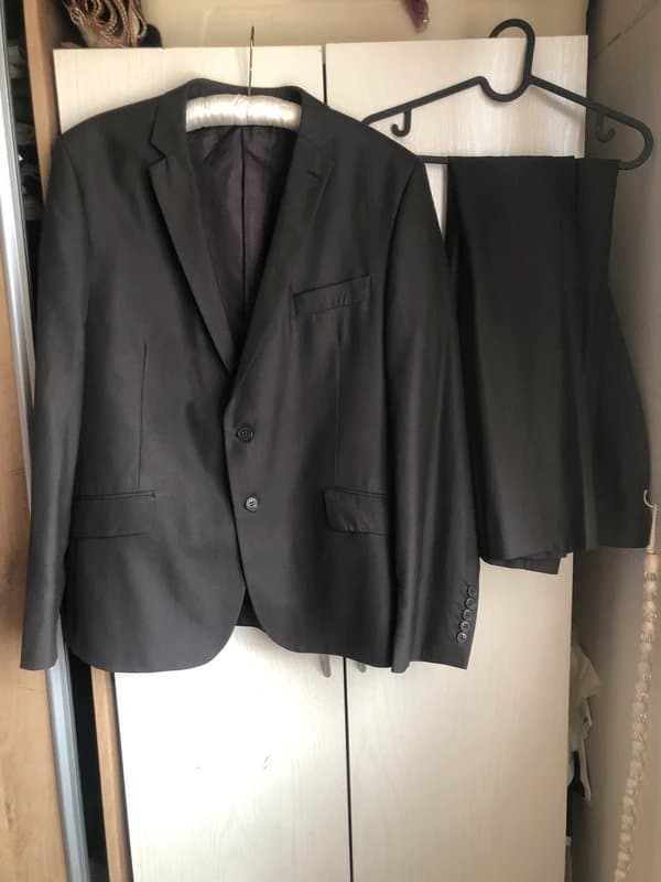 New Look New look men’s charcoal grey suit 36R