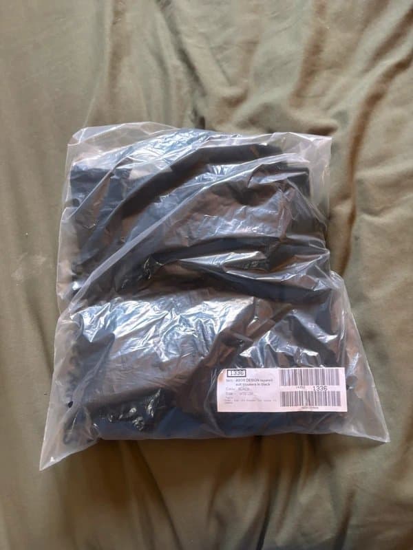 ASOS Brand New in Packaging Men’s Tapered Suit Trousers Black