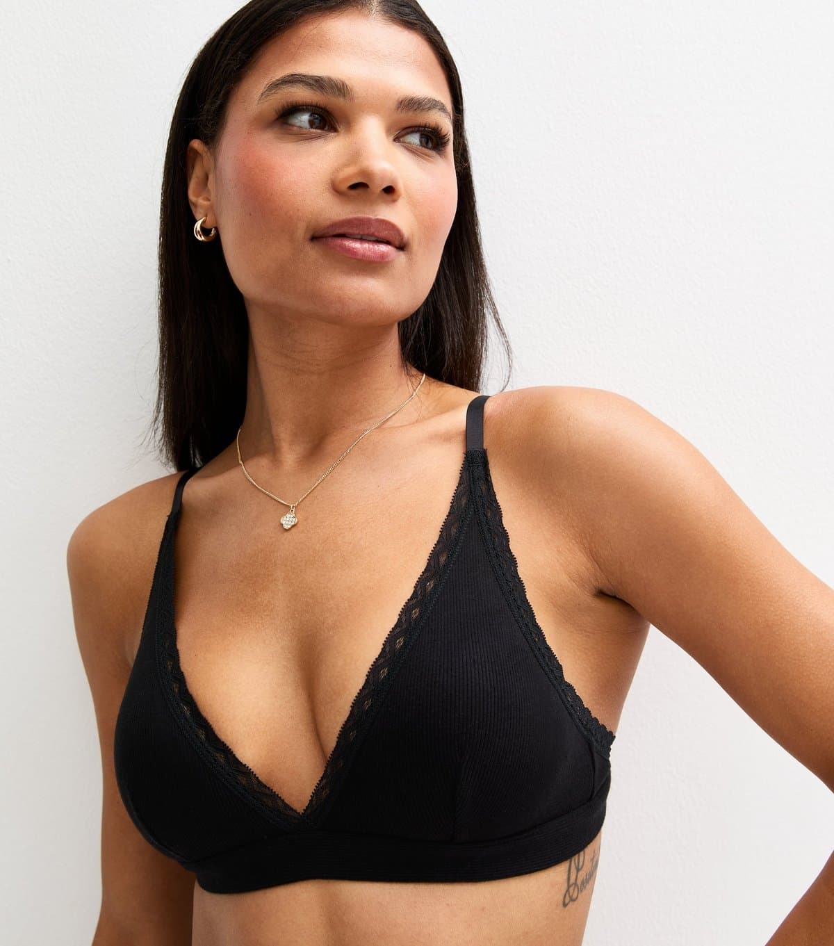 New Look Women's Black Ribbed Lace Trimmed Bralette New Look