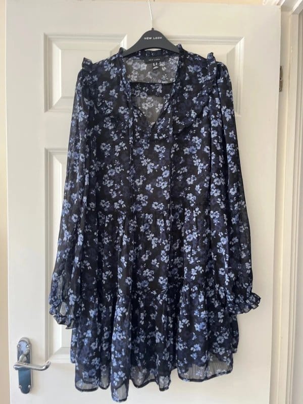 New Look Black Floral Chiffon Floaty Dress