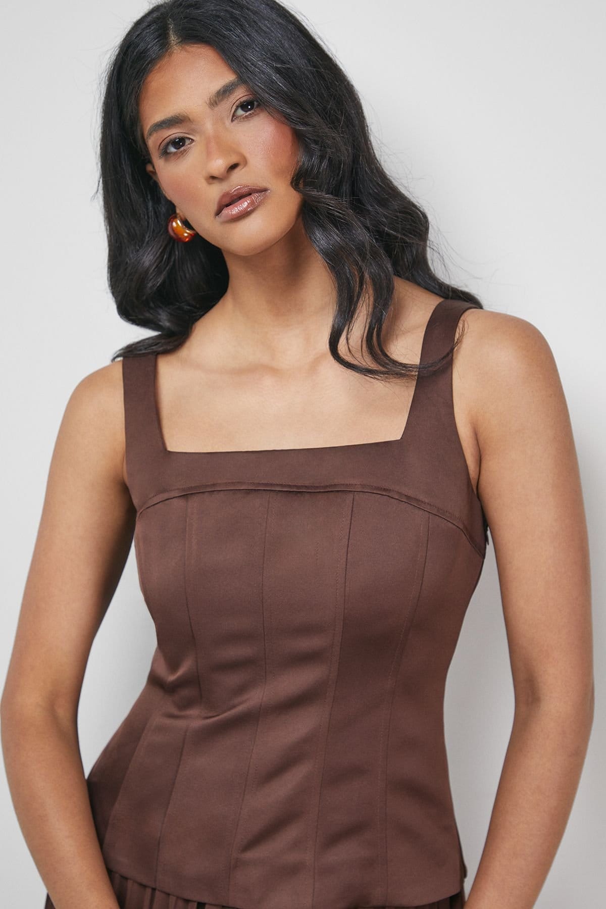 Warehouse Warehouse Women's Satin Fitted Bodice Chiffon Pleated Skirt Midi Dress in Chocolate - 4