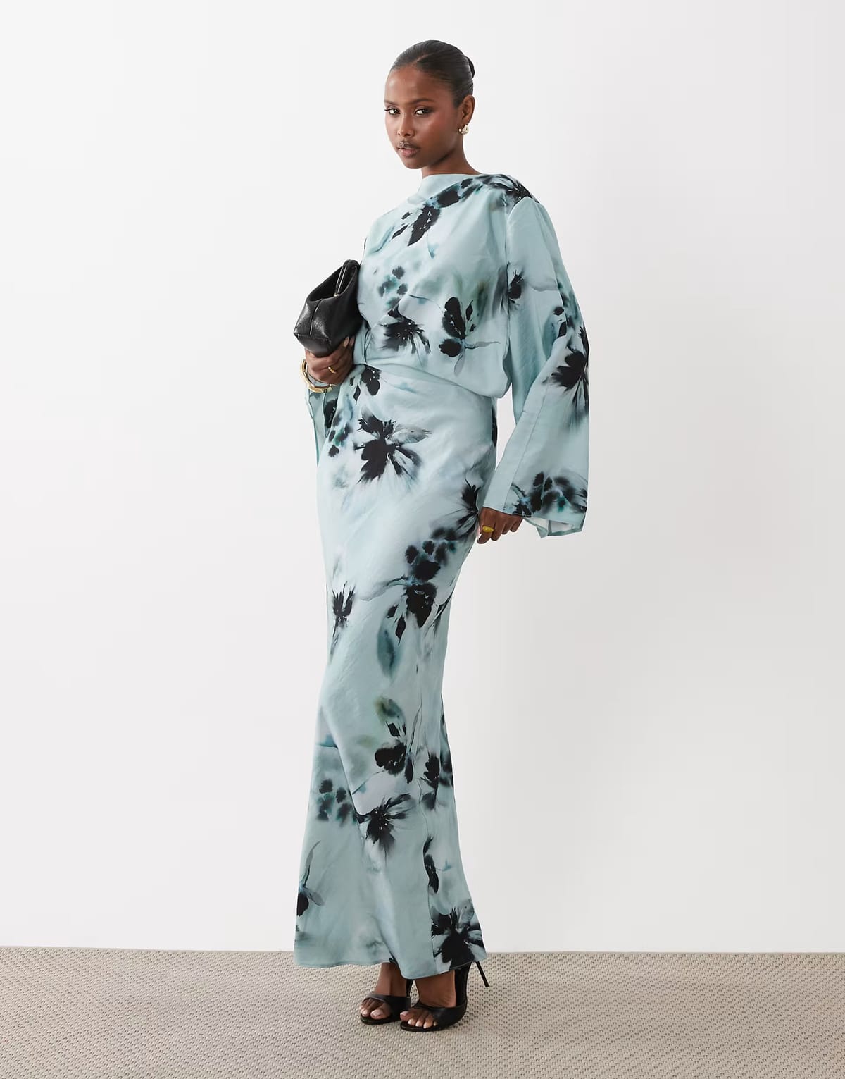 ASOS ASOS DESIGN long sleeve tucked waist bias maxi dress in blue blurred floral print - 1