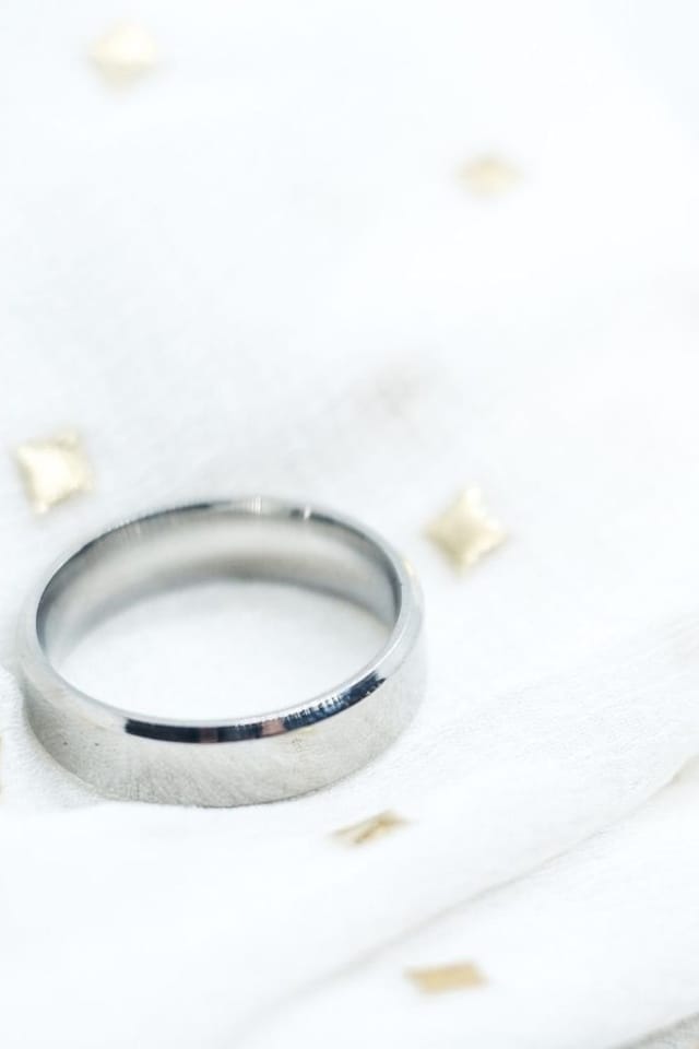 The Colourful Aura The Colourful Aura Men's 6mm Silver Tungsten Engagement Wedding Band Ring - 3