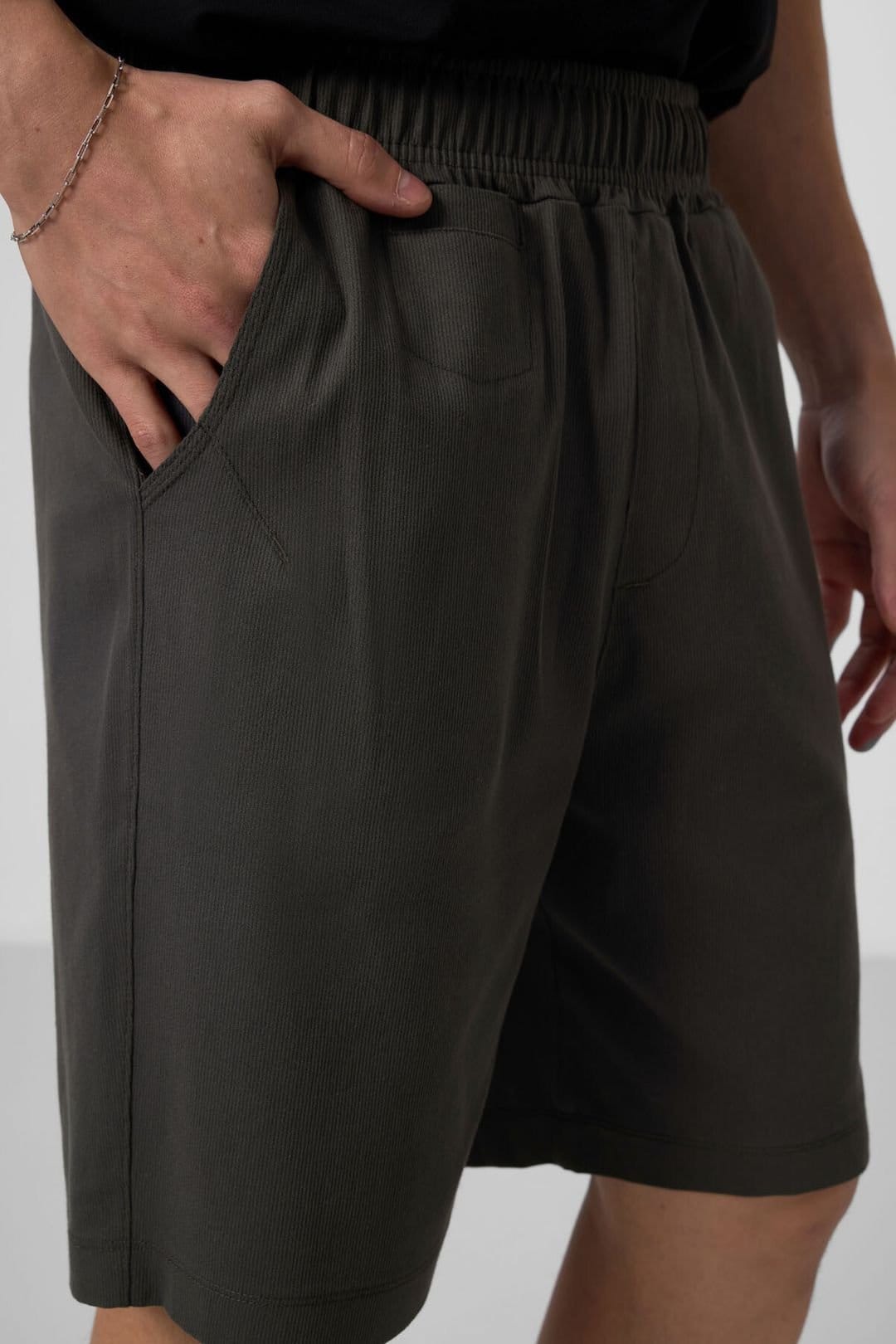 Tommy Life Tommy Life Men's Woven Chino Shorts in Dark Grey - 4