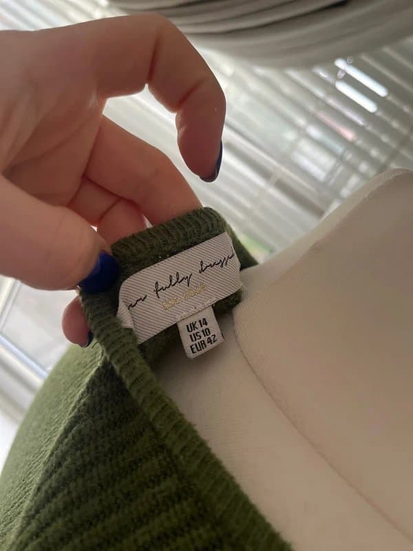 Never Fully Dressed Never fully dressed - size 14
