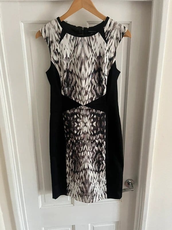 Warehouse Black & White Geometric Print Dress