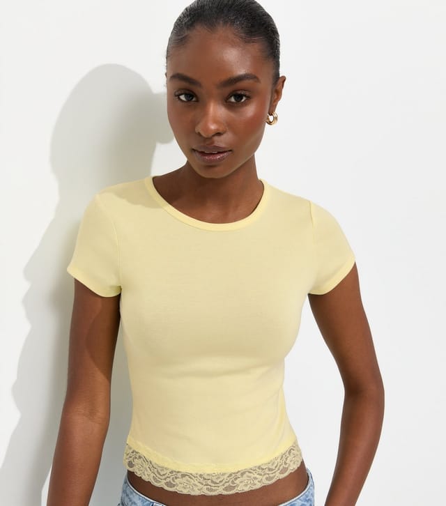 New Look Women's Light Yellow Cotton Rich Lace Hem Baby Tee T-Shirt New Look - 2