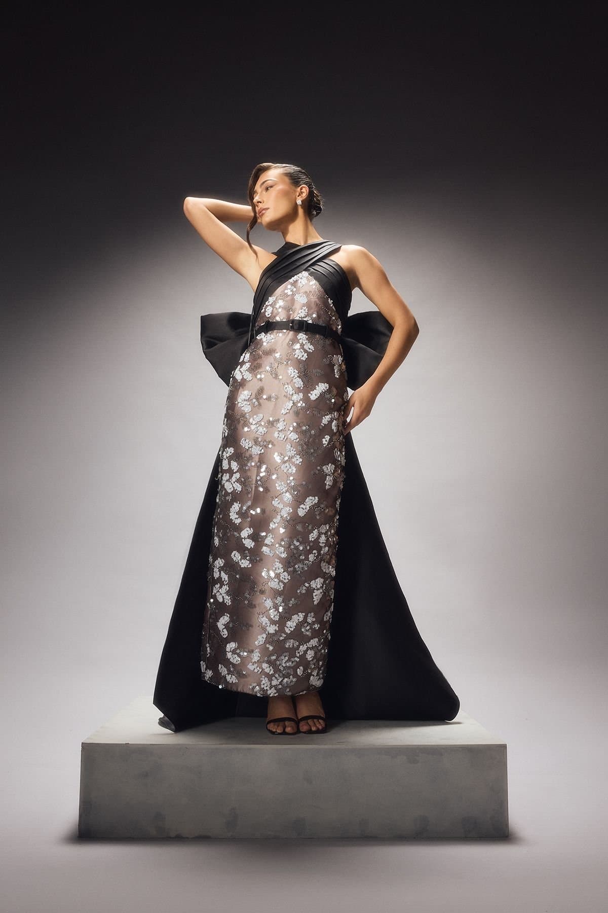 Coast Coast Women's Couture Cross Neck Embellished Bow Back Maxi Dress in Black