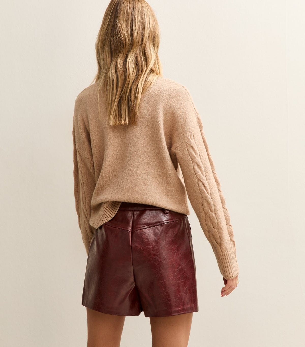 New Look Women's Dark Burgundy Cracked Texture Faux Leather Shorts New Look - 4