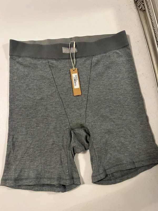 SKIMS Skims heather grey shorts