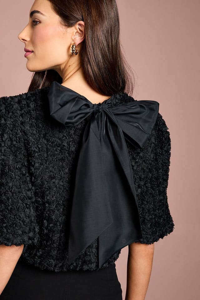Coast Coast Women's 3D Floral Blouse With Organza Tie in Black - 2