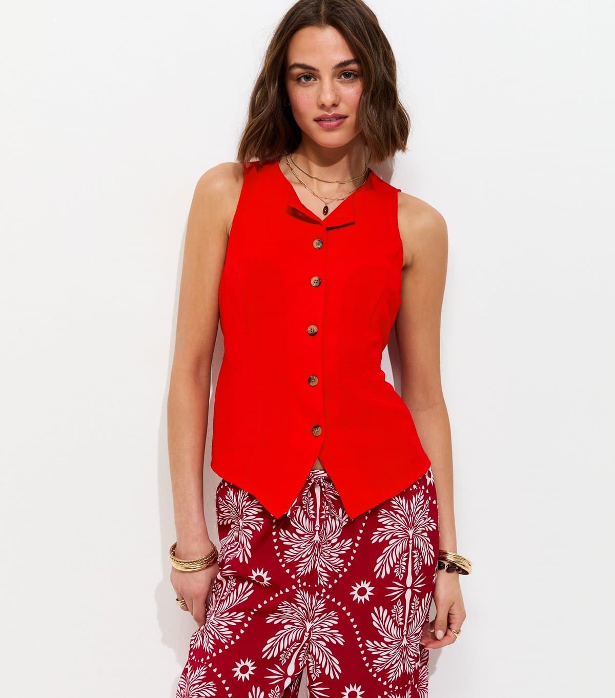 New Look Women's Bright Red Crinkled Tie Back Waistcoat New Look