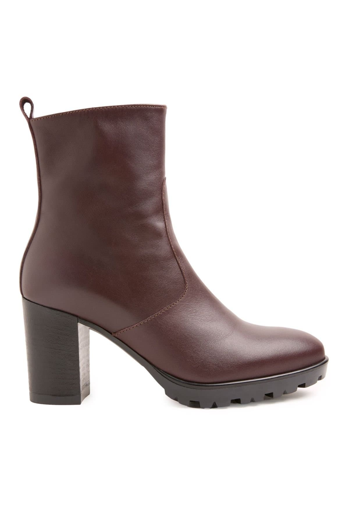 Celtic & Co Celtic & Co Chocolate Leather Block Heel Ankle Boot