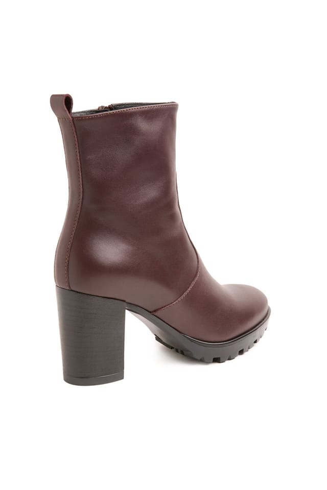 Celtic & Co Celtic & Co Women's Block Heel Ankle Boot in Chocolate - 2