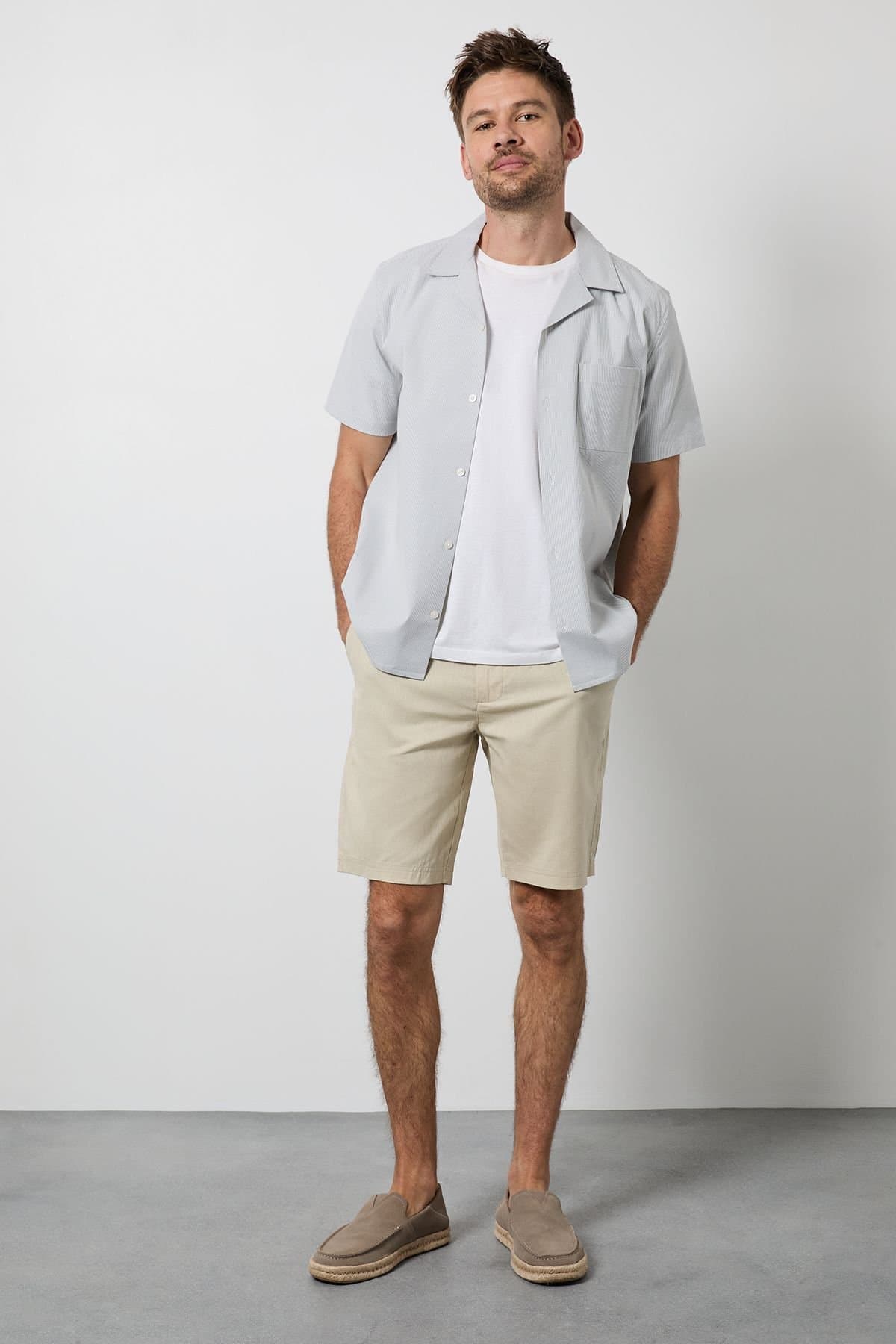 Burton Burton Men's Stone Cotton Linen Shorts