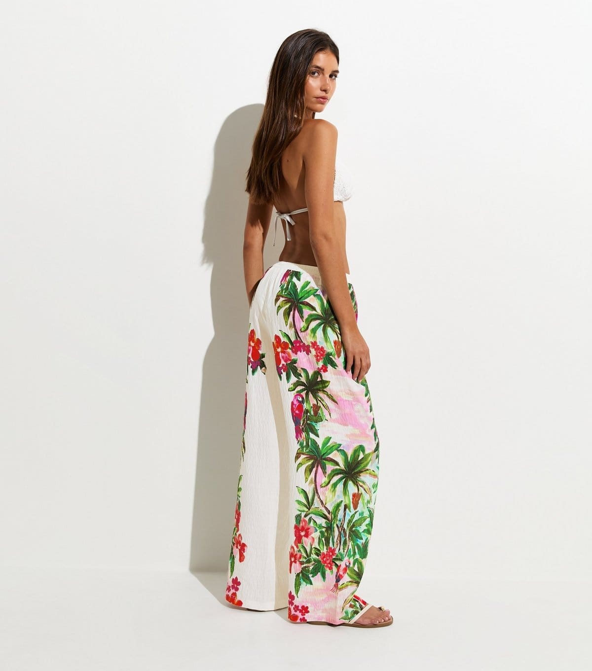 New Look Women's White Crinkle Texture Parrot Print Beach Trousers New Look - 4