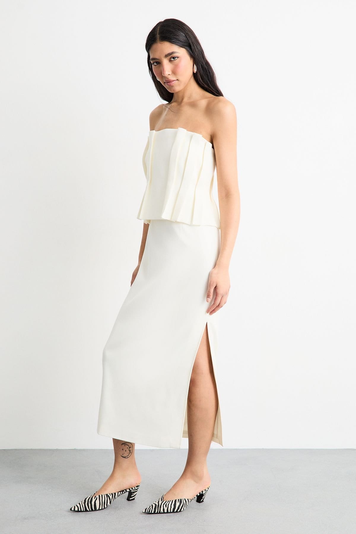 Warehouse Warehouse Women's Pleated Bodice Column Midi Dress in Ivory - 4