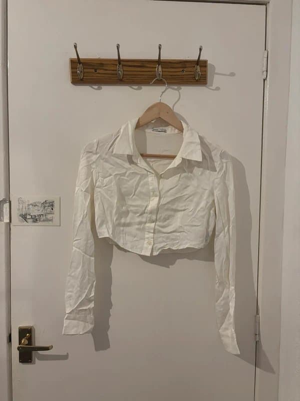 Bershka bershka white cropped satin shirt