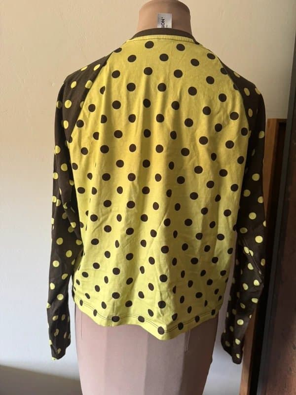 ASOS Design raglan shrunken t-shirt in contrast polka dot spots yellow brown alt cool collusion size L