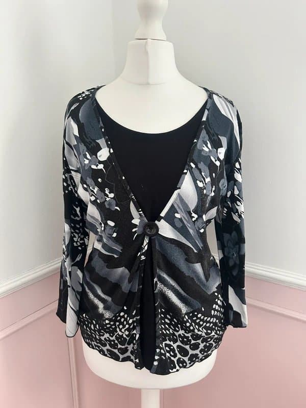 Vintage Dressing Vintage Y2K Abstract 2-in-1 Cardigan Mock Layer Top S