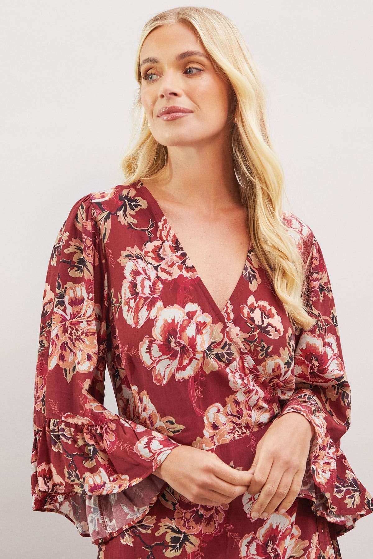 Wallis Wallis Women's Petite Floral Print Viscose Wrap Dress in Burgundy - 4