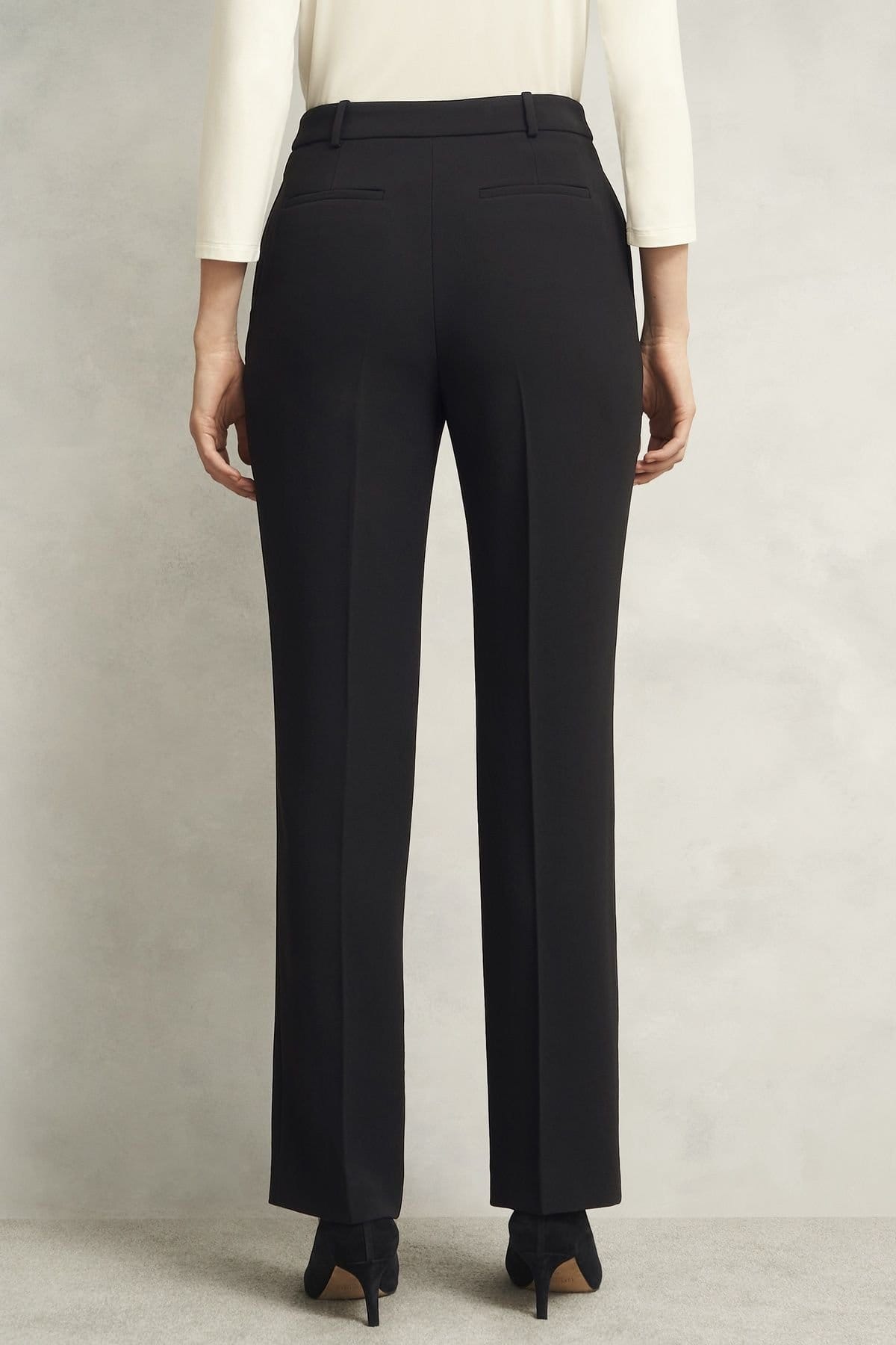 Hobbs London Hobbs London Women's Rae Straight Trouser in True Black - 4