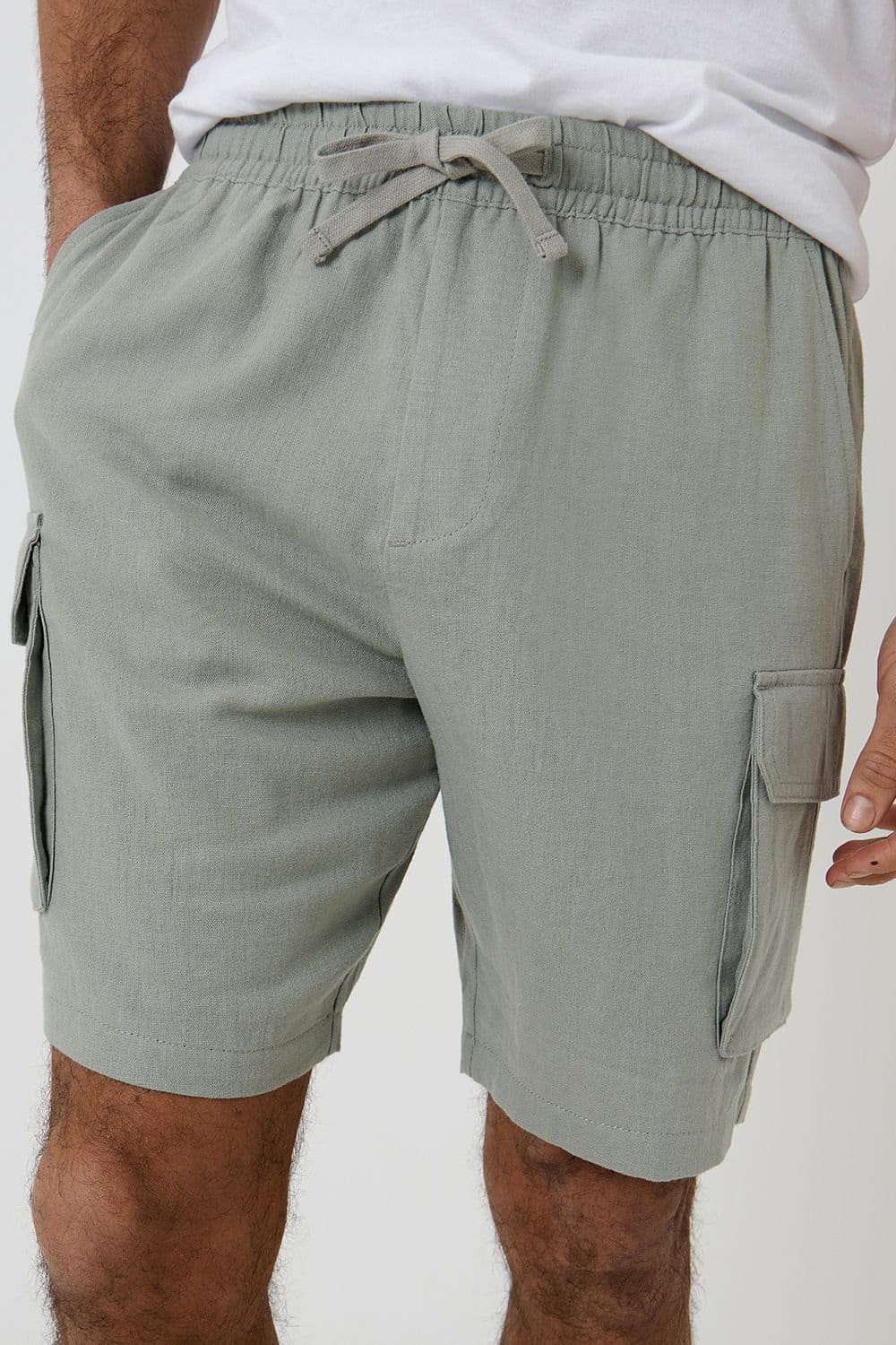 Threadbare Threadbare Men's Linen Blend Cargo Shorts in Pale Green - 4