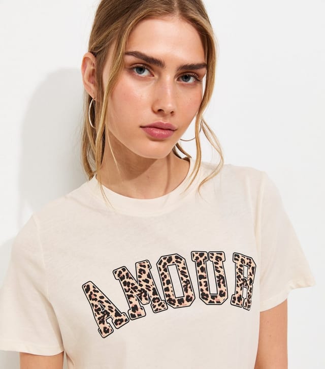 New Look Women's Off White Cotton Leopard Print Amour Logo T-Shirt New Look - 2