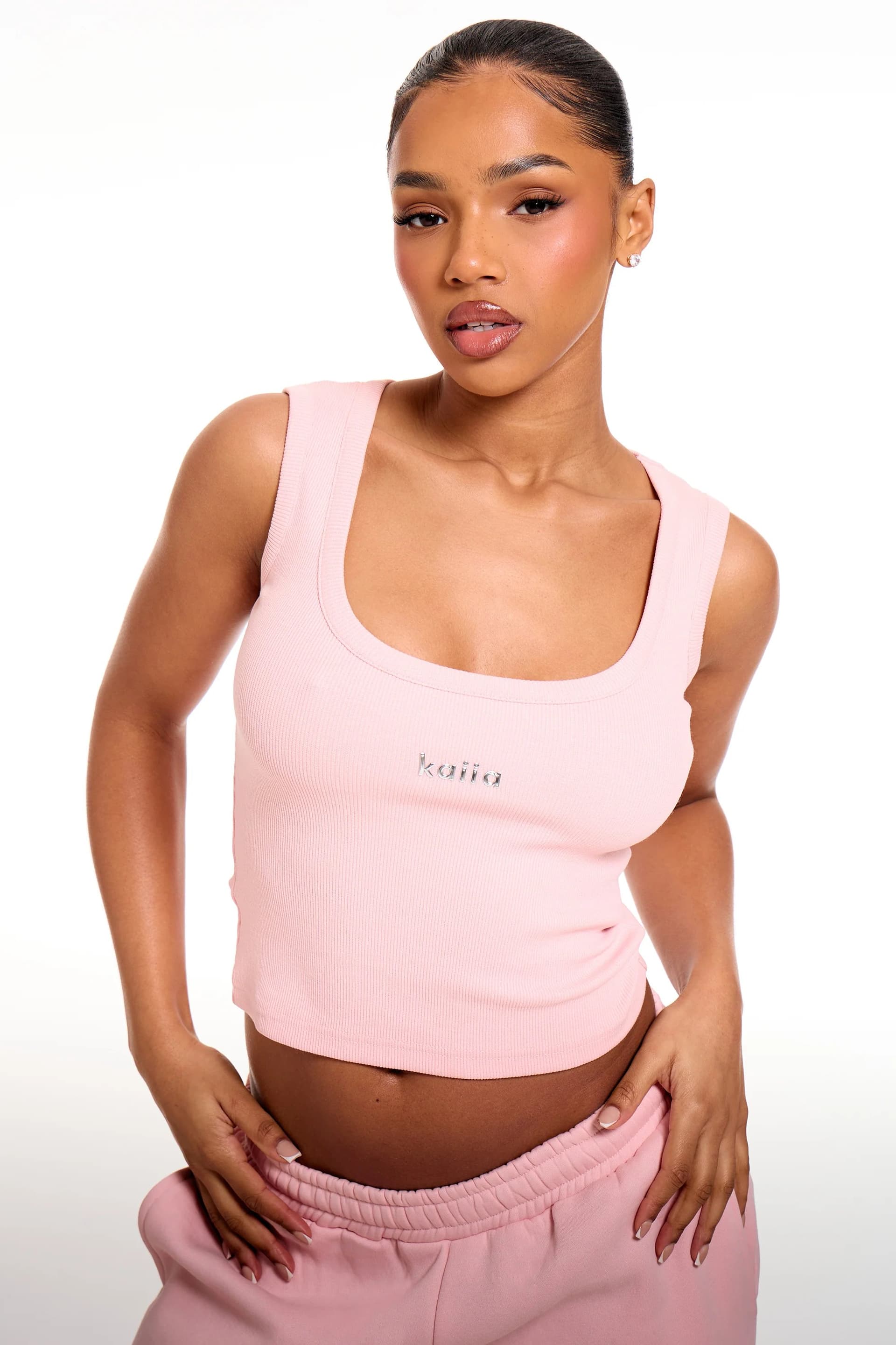 Kaiia Kaiia Chrome Logo Ribbed Vest Top in Sugar Pink