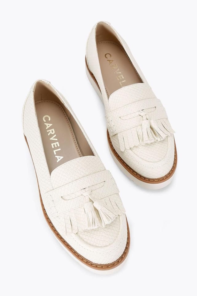 Carvela Carvela Women's 'Sky Tassel' Flats in Cream - 2