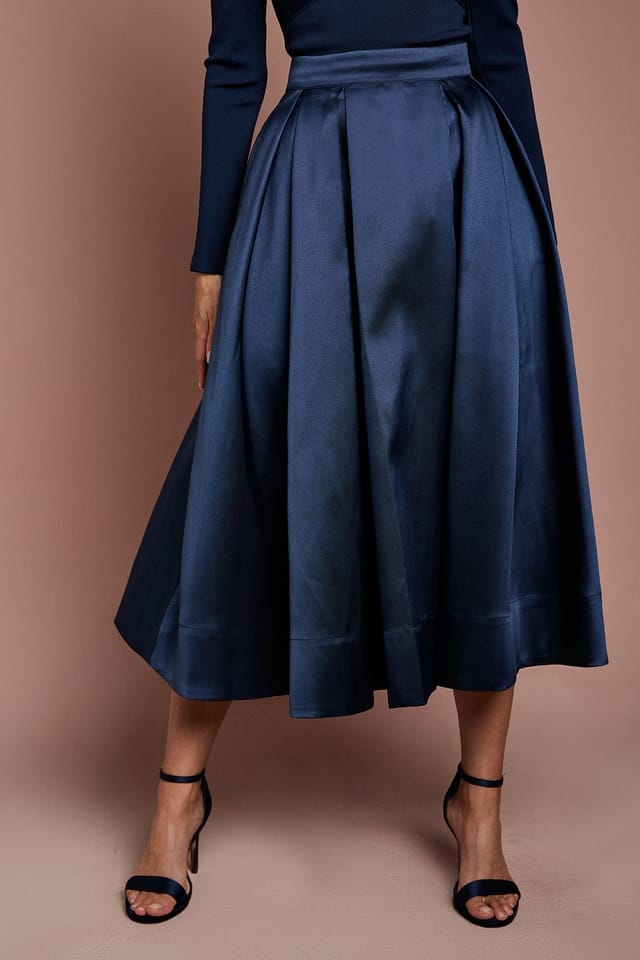 Coast Coast Women's Twill Full Volume Skirt in Navy - 2