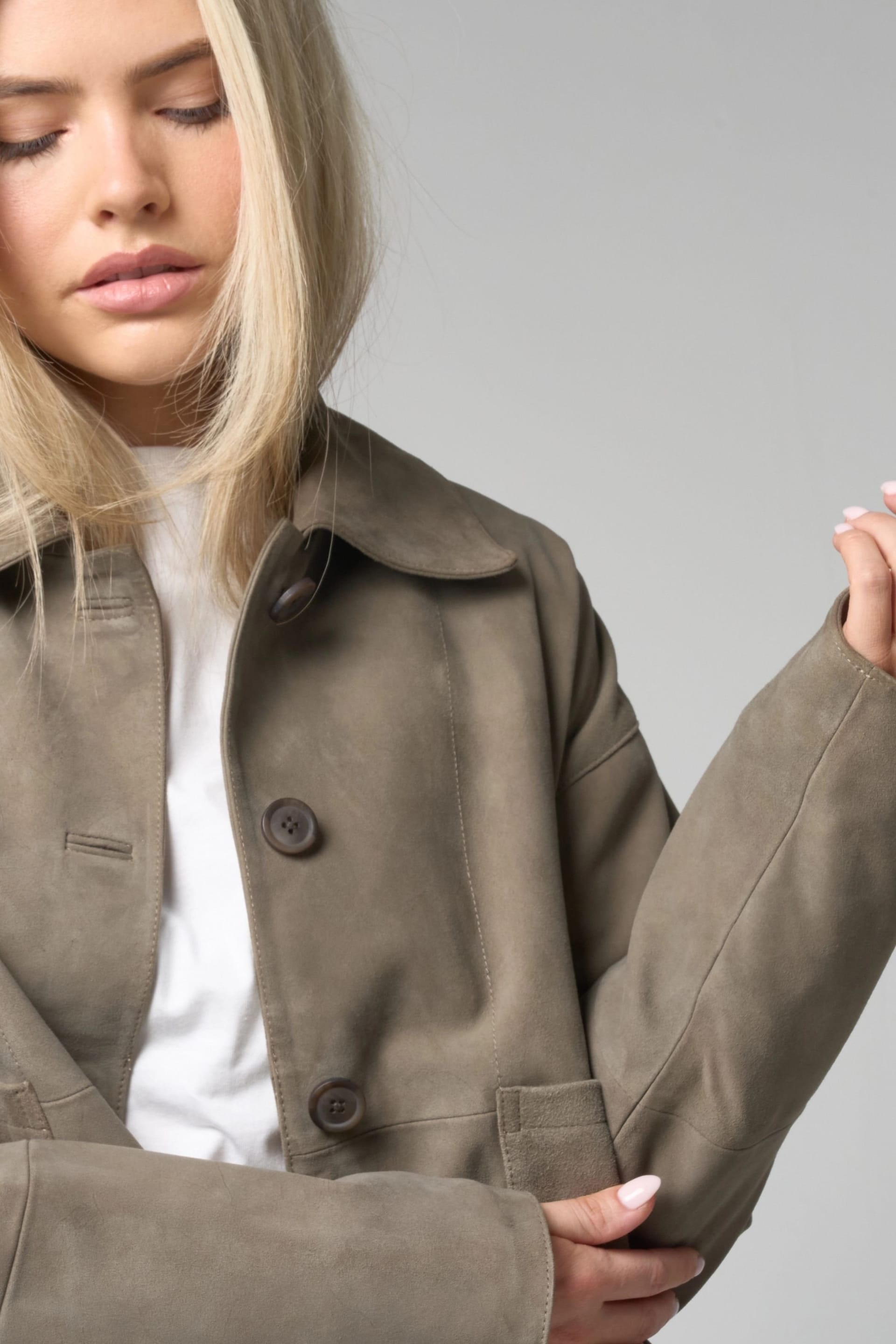 Barneys Originals Barneys Originals Women's Sage Goat Suede Cropped Harrington in Light Khaki - 4