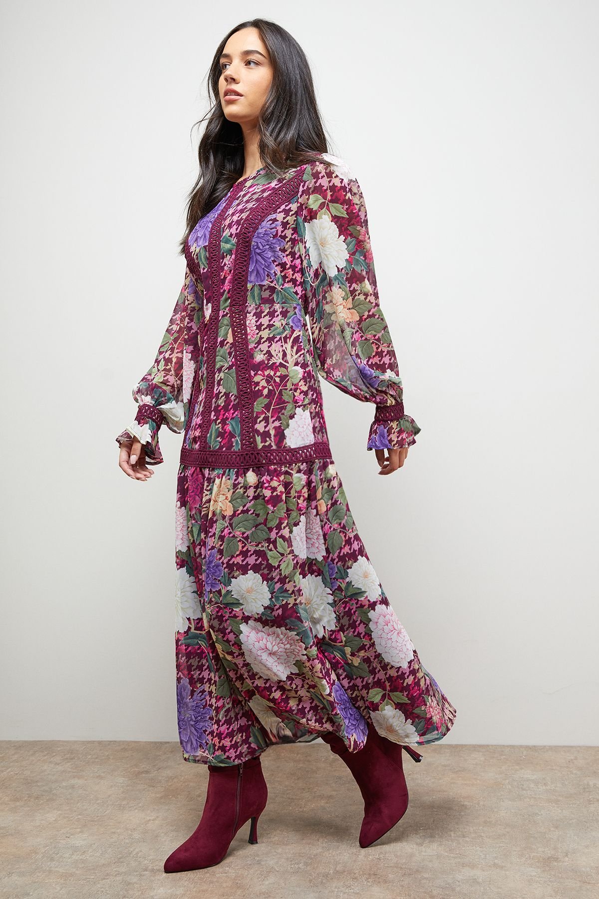 Oasis Oasis Women's Lace Detail Balloon Sleeve Drop Hem Midi Dress in Floral - 4