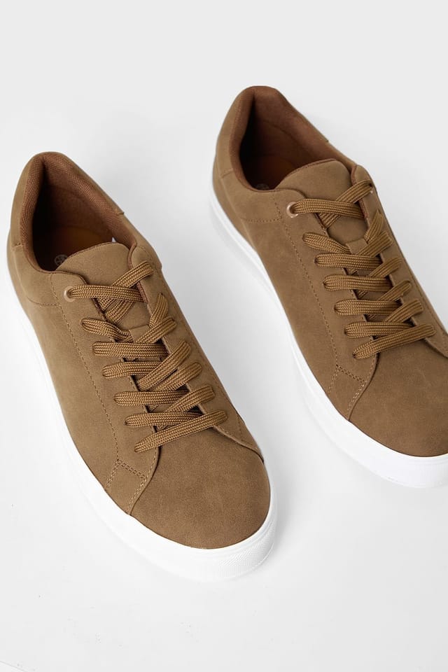 Threadbare Threadbare Men's Faux Suede Court Trainers in Tan - 2
