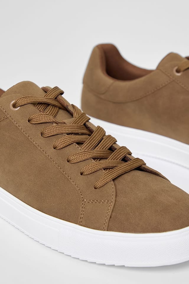 Threadbare Threadbare Men's Faux Suede Court Trainers in Tan - 3