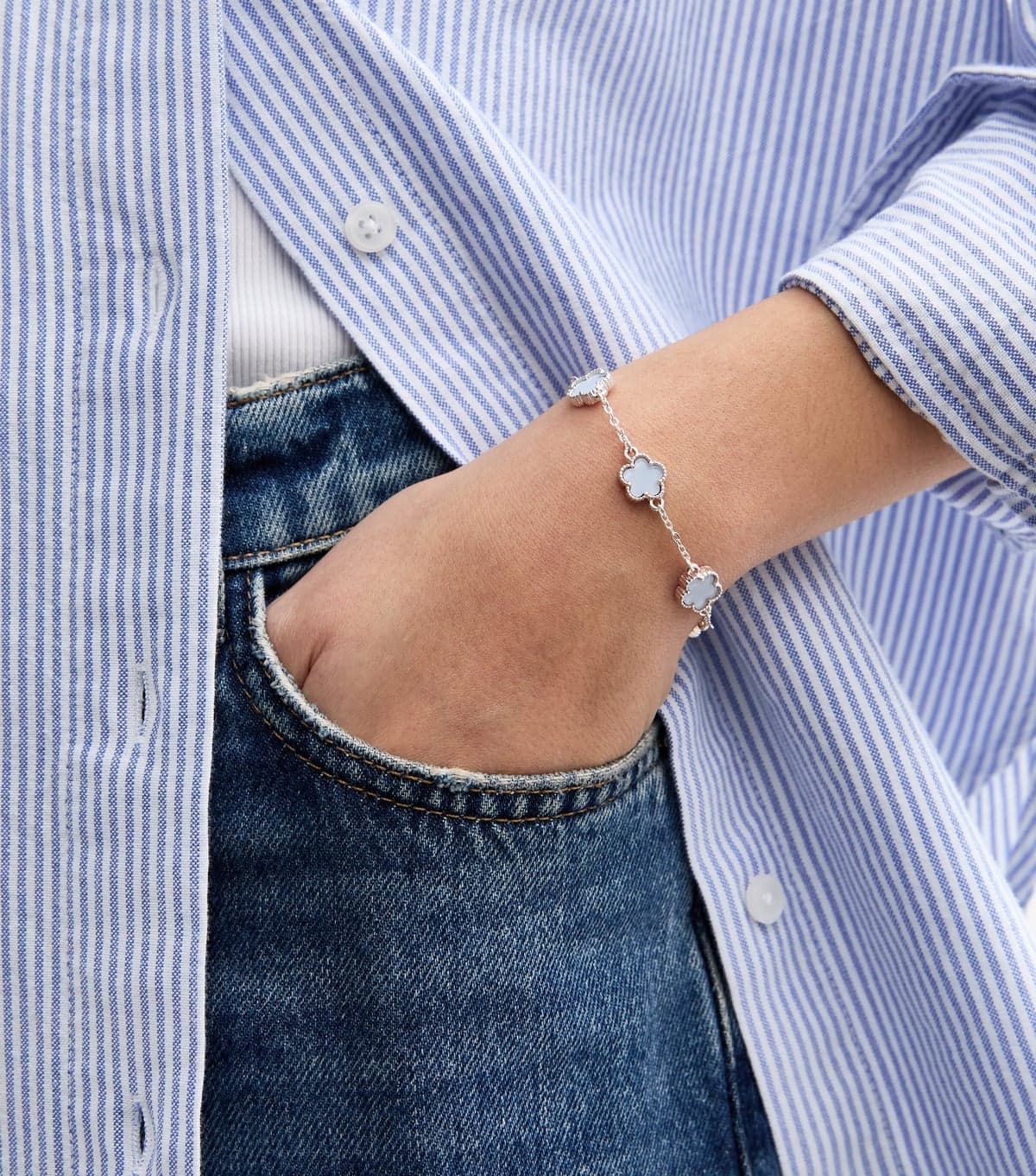 New Look Silver Tone Blue Flower Bracelet New Look