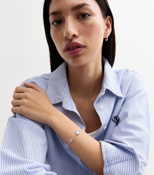 New Look Silver Tone Blue Flower Bracelet New Look - 2