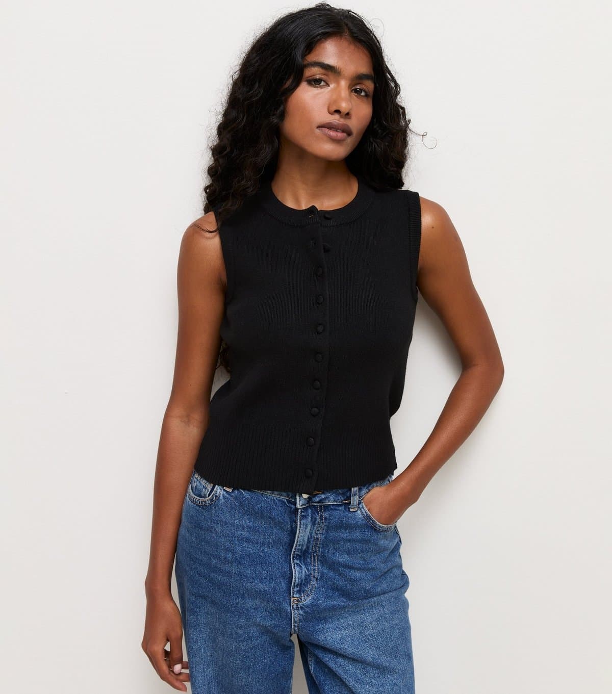 New Look Women's Petite Black Compact Sleeveless Covered Button Waistcoat New Look