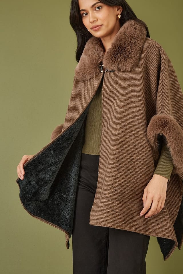 Yumi Yumi Women's Brown Cape With Luxe Fur Trim & Lining - 2